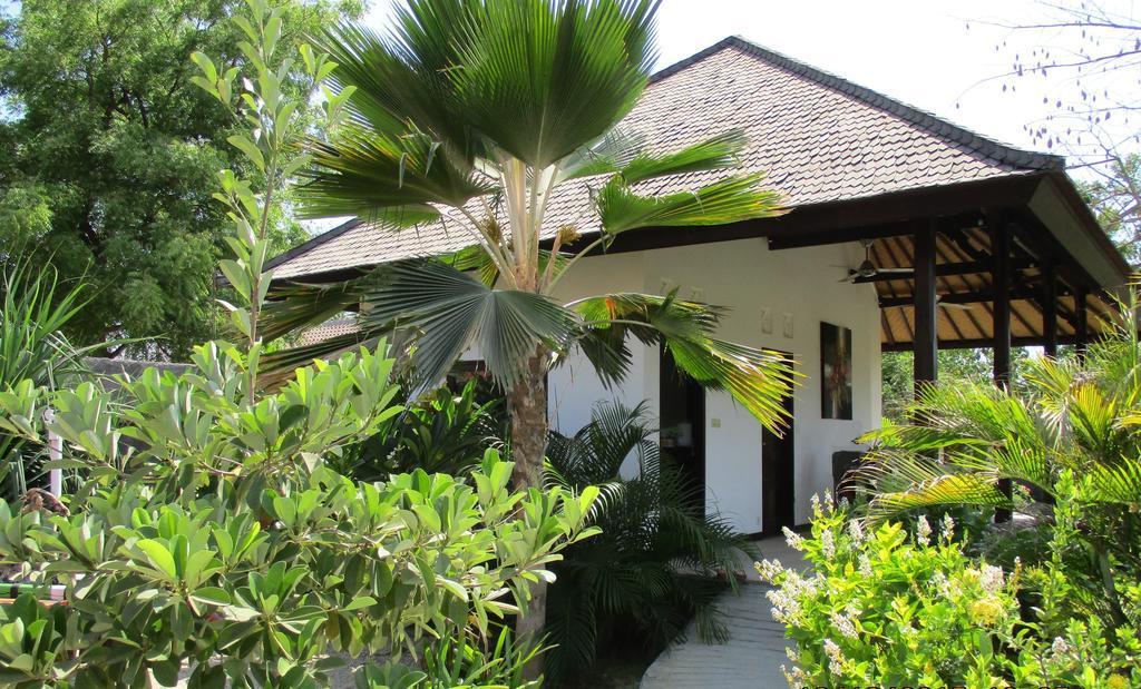 Taman Dewi Sri Villa Et Bungalow Pemuteran Buitenkant foto