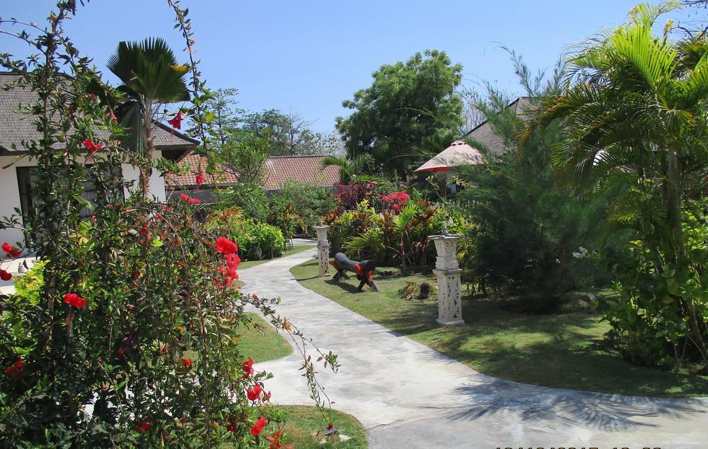 Taman Dewi Sri Villa Et Bungalow Pemuteran Buitenkant foto