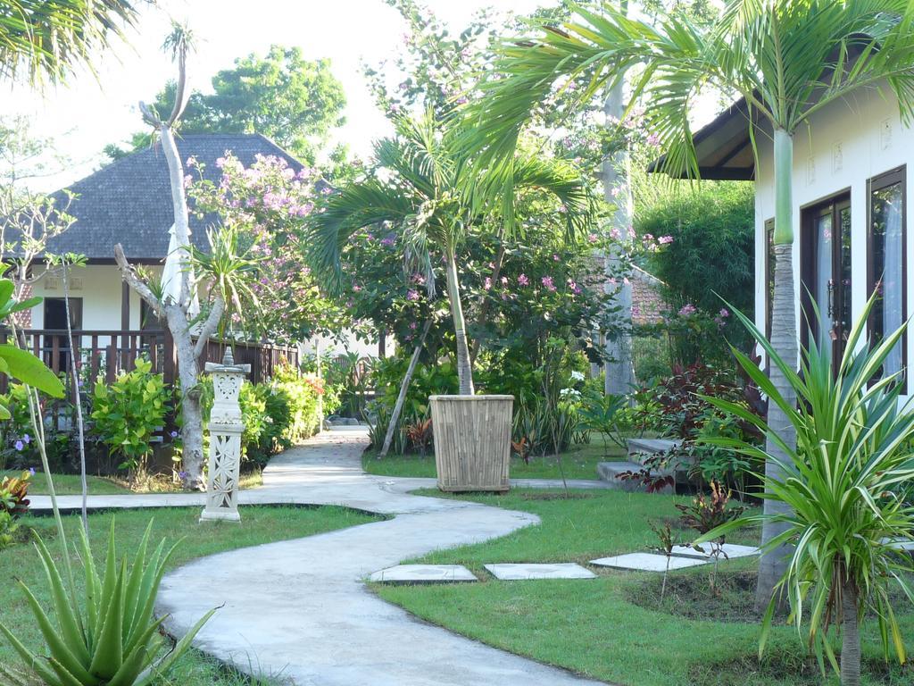 Taman Dewi Sri Villa Et Bungalow Pemuteran Buitenkant foto