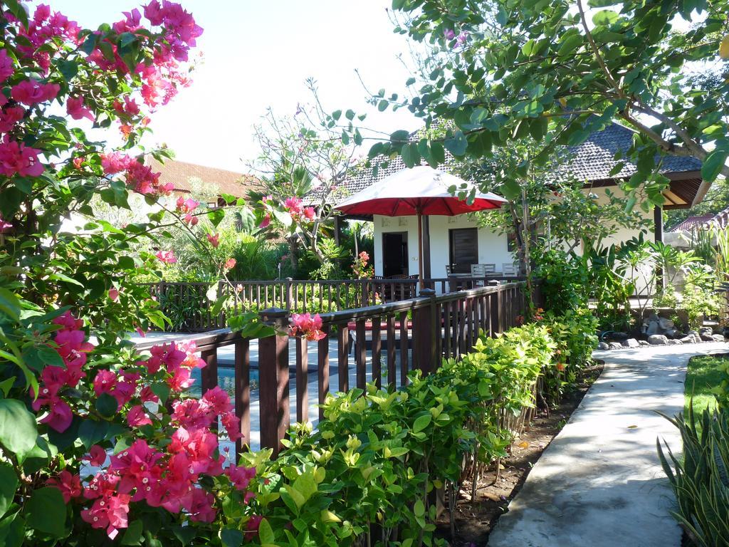 Taman Dewi Sri Villa Et Bungalow Pemuteran Buitenkant foto
