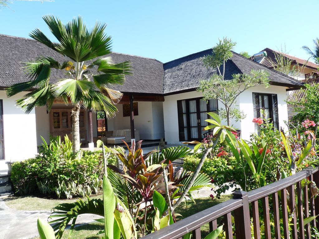 Taman Dewi Sri Villa Et Bungalow Pemuteran Buitenkant foto