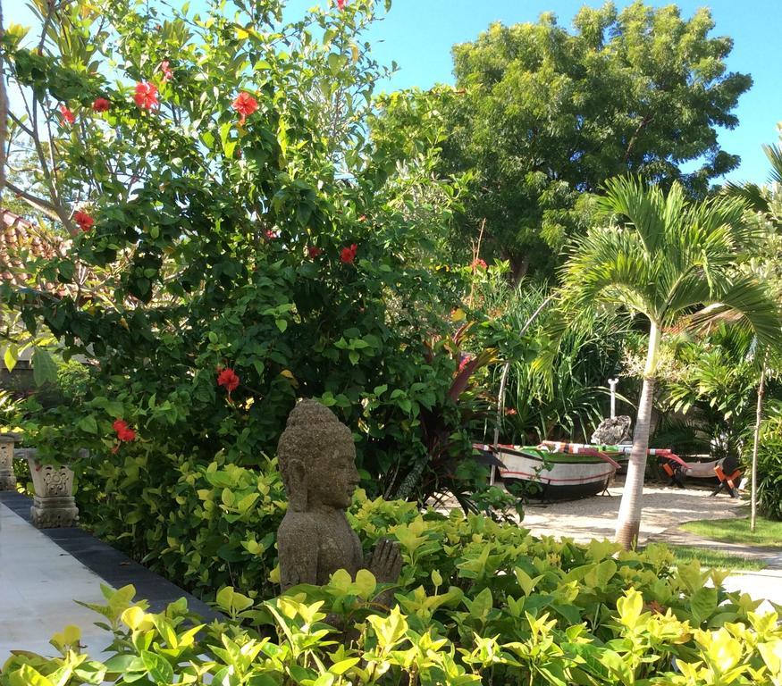 Taman Dewi Sri Villa Et Bungalow Pemuteran Buitenkant foto